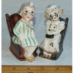 Vtg Rocking Chair Granny & Gramps Salt & Pepper SHAKER SET, Figural Japan